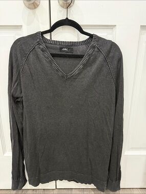 aftr L Men's V-Neck Sweater in Charcoal Gray